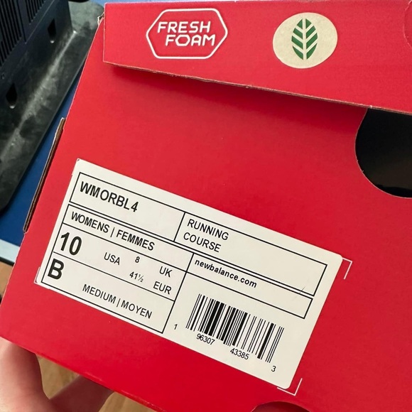 Womens New Balance V4 - Picture 3 of 4